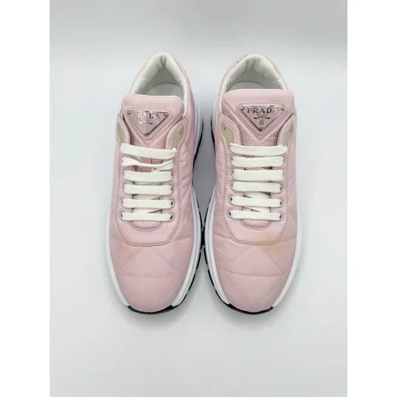 Prada Re-Nylon Piuma Metal Triangle Logo Quilted 45mm Sneakers 40 Alabastro - Picture 2 of 11